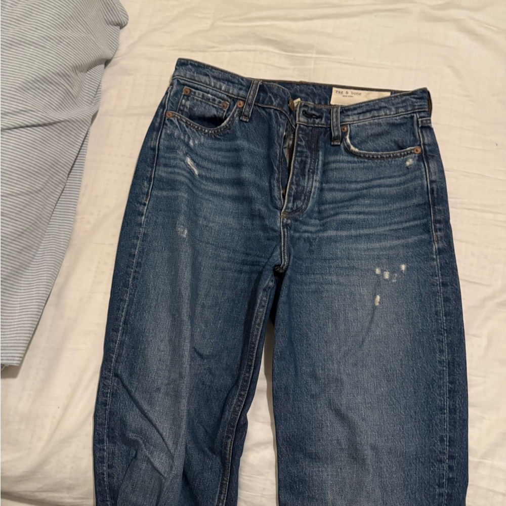 Classic Blue Denim Jeans- stright leg mid rise reag& bone jeans